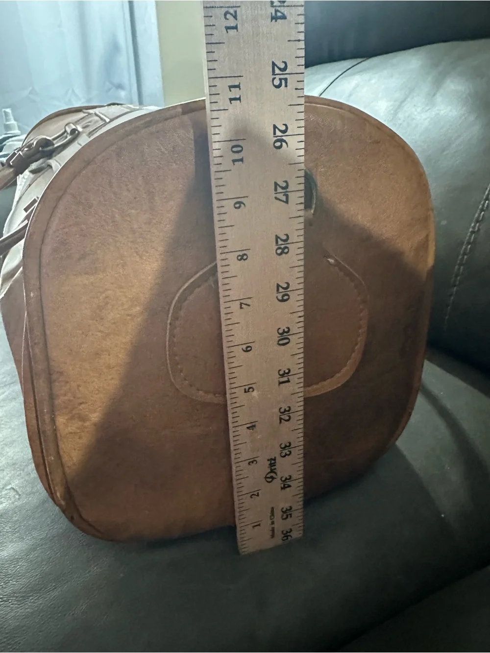 Invicta Vintage Brown Leather Duffel Bag with Brass Hardware Weekender Italy